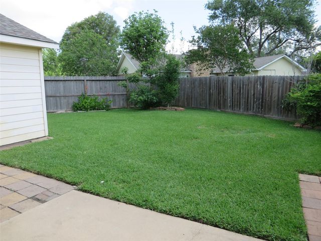 2815 Old Fort Road, Sugar Land, TX 77479