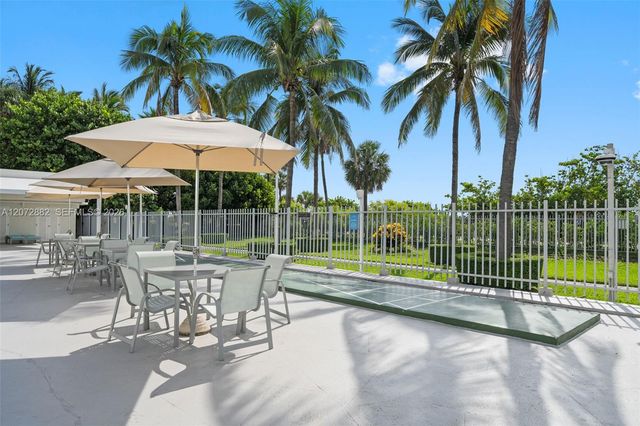 2899 Collins Avenue 1624, Miami Beach, FL 33140