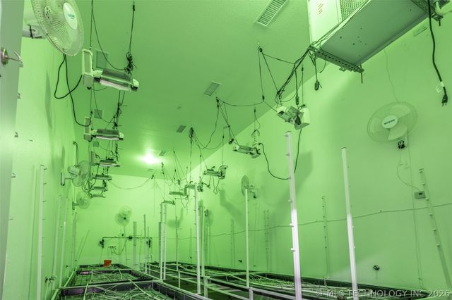 22127 Jimbo, Marietta, OK 73459