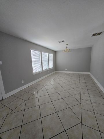 15850 E Park Court, Houston, TX 77082