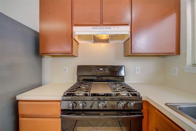 15850 E Park Court, Houston, TX 77082