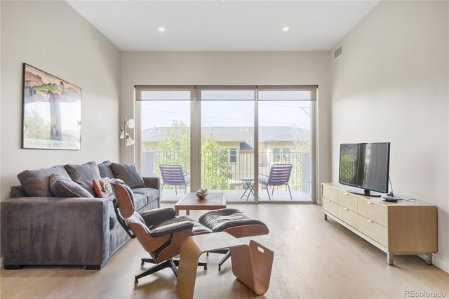2752 N Clay Street 202, Denver, CO 80211