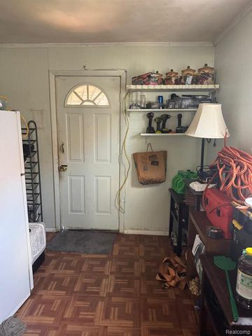 2914 Leith Street, Flint, MI 48506