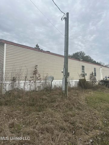 90 Augusta Drive, Carriere, MS 39426