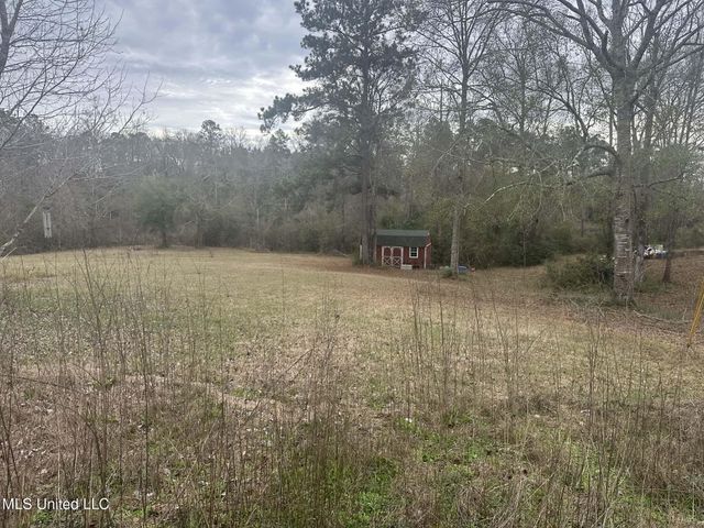 90 Augusta Drive, Carriere, MS 39426