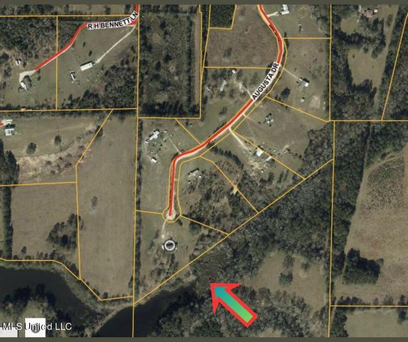 90 Augusta Drive, Carriere, MS 39426