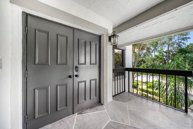 11355 Pond View Drive D202, Wellington, FL 33414
