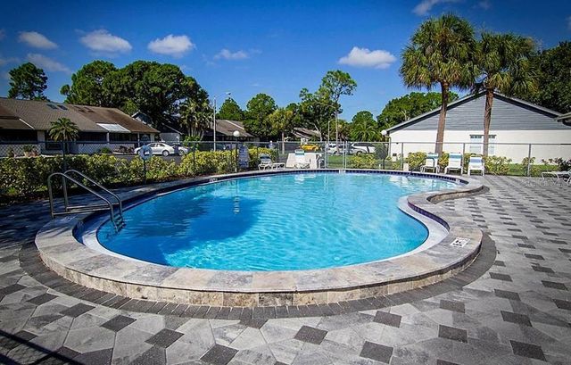 3926 LA COSTA LANE, Largo, FL 33771