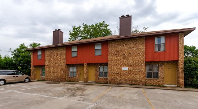 217 Shrum Court, Irving, TX 75060