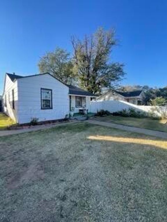 108 S GEORGIA Street, Amarillo, TX 79106