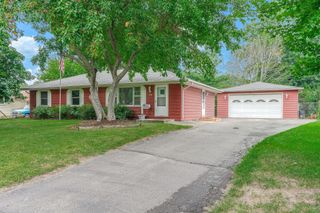 36 W 104th Street, Bloomington, MN 55420