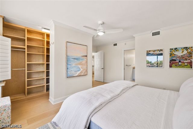 3401 Gulf Shore BLVD N 205, Naples, FL 34103