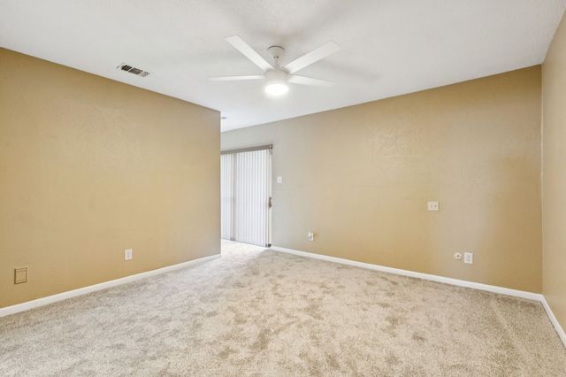 7450 Holly Hill Drive 114, Dallas, TX 75231