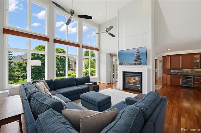 1422 Galena, Rochester Hills, MI 48306