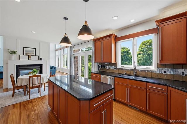 1422 Galena, Rochester Hills, MI 48306