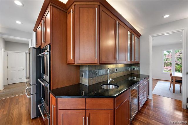 1422 Galena, Rochester Hills, MI 48306