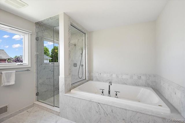 1422 Galena, Rochester Hills, MI 48306