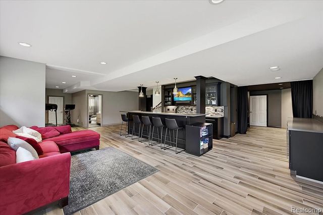 1422 Galena, Rochester Hills, MI 48306