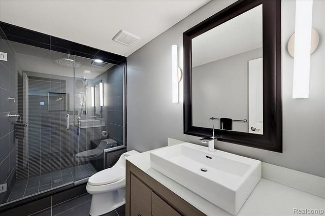 1422 Galena, Rochester Hills, MI 48306