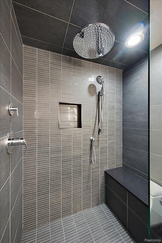 1422 Galena, Rochester Hills, MI 48306