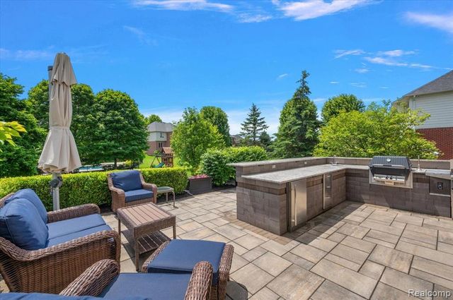 1422 Galena, Rochester Hills, MI 48306