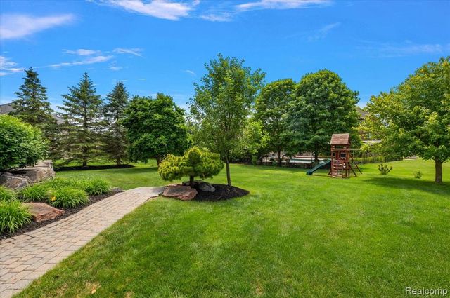1422 Galena, Rochester Hills, MI 48306