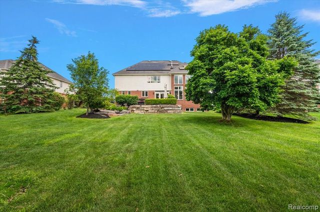 1422 Galena, Rochester Hills, MI 48306