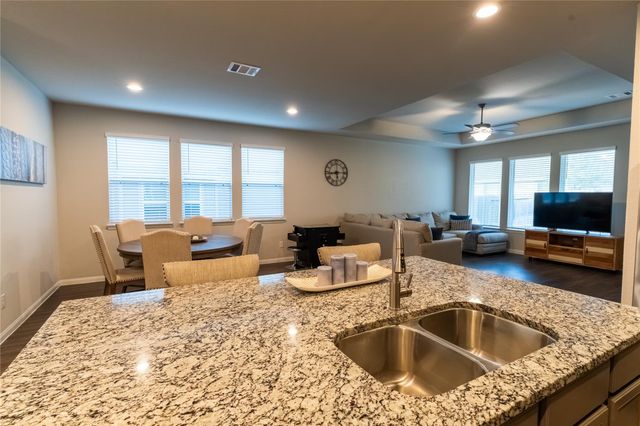 2512 Austin Hills Court, Conroe, TX 77304