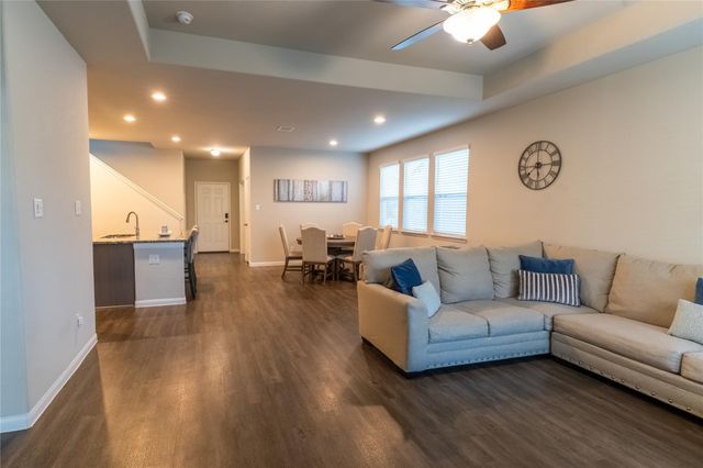 2512 Austin Hills Court, Conroe, TX 77304