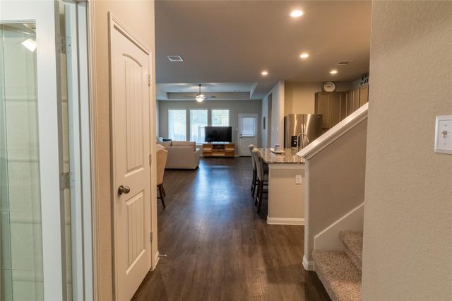 2512 Austin Hills Court, Conroe, TX 77304