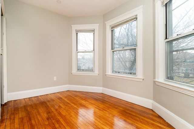 168 Brook Rd, Milton, MA 02186