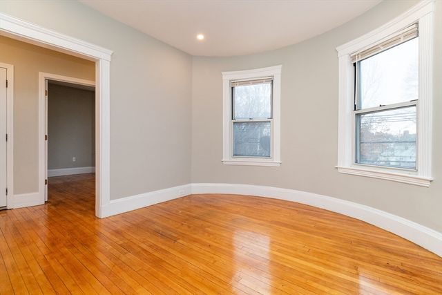 168 Brook Rd, Milton, MA 02186