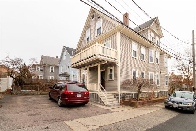 168 Brook Rd, Milton, MA 02186