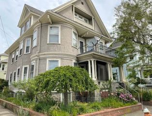 168 Brook Rd, Milton, MA 02186