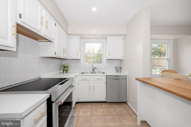 3106 MADISON HILL CT, Alexandria, VA 22310