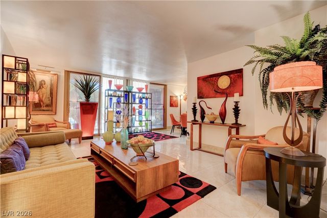 205 East HARMON Avenue 309, Las Vegas, NV 89169