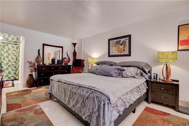 205 East HARMON Avenue 309, Las Vegas, NV 89169