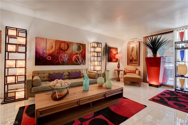 205 East HARMON Avenue 309, Las Vegas, NV 89169