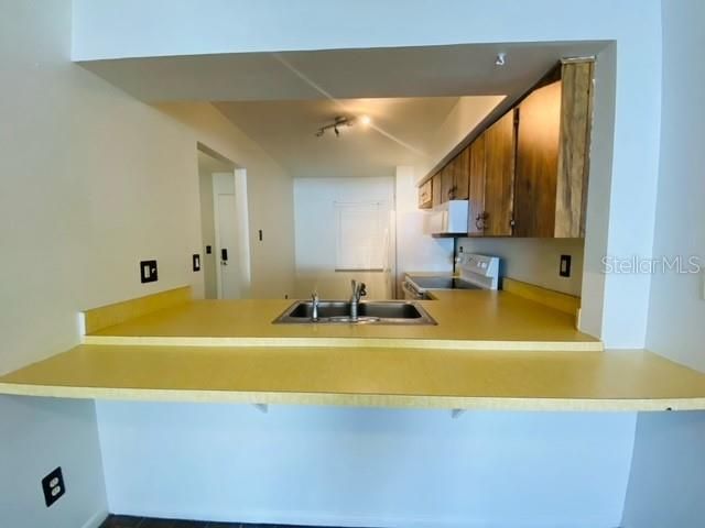 6438 71ST STREET N, Pinellas Park, FL 33781