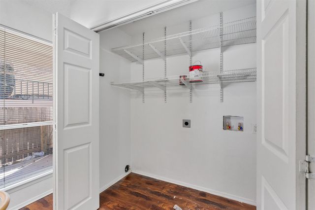 6910 Hart LN 203, Austin, TX 78731