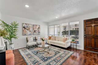 6910 Hart LN 203, Austin, TX 78731