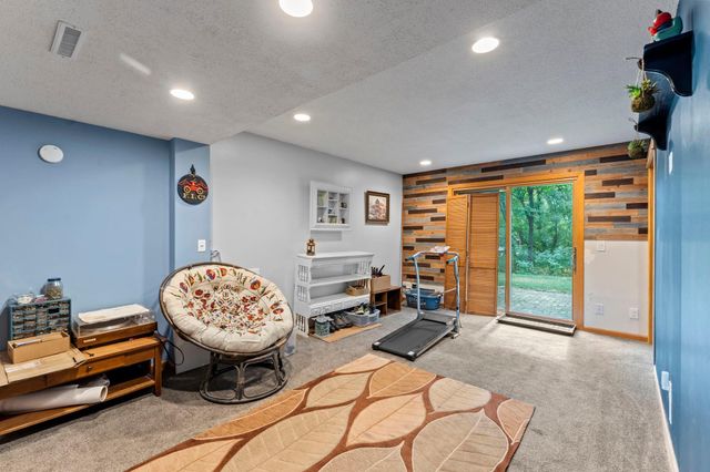 348 W Eagle Lake Drive, Maple Grove, MN 55369