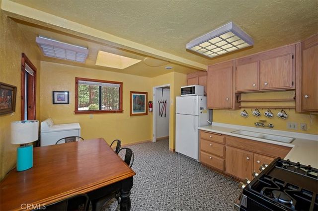 840 Elm, Big Bear Lake, CA 92315