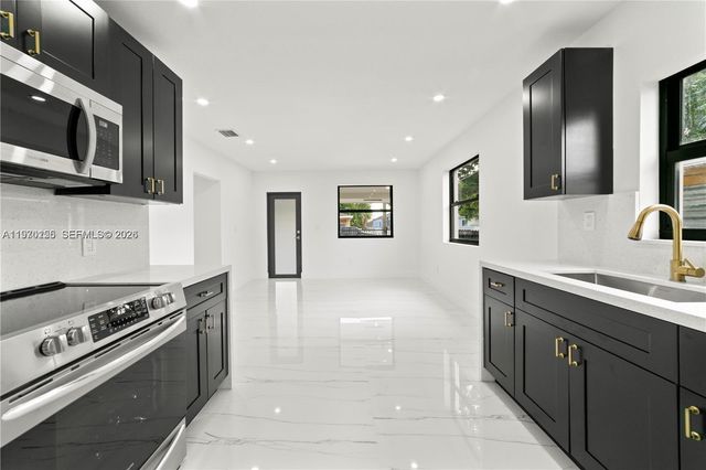 1739 NW 67th st 0, Miami, FL 33147