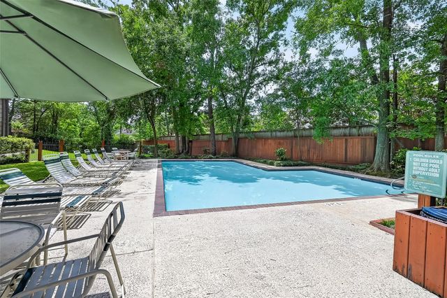 11711 Memorial Drive 305, Houston, TX 77024