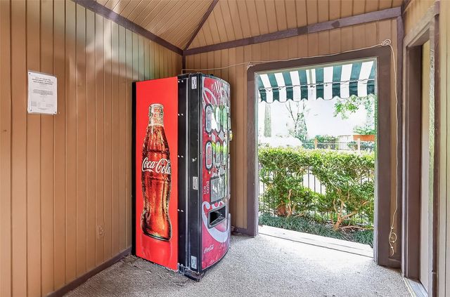 11711 Memorial Drive 305, Houston, TX 77024