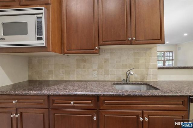 1314 The Plaza, Tenafly, NJ 07670