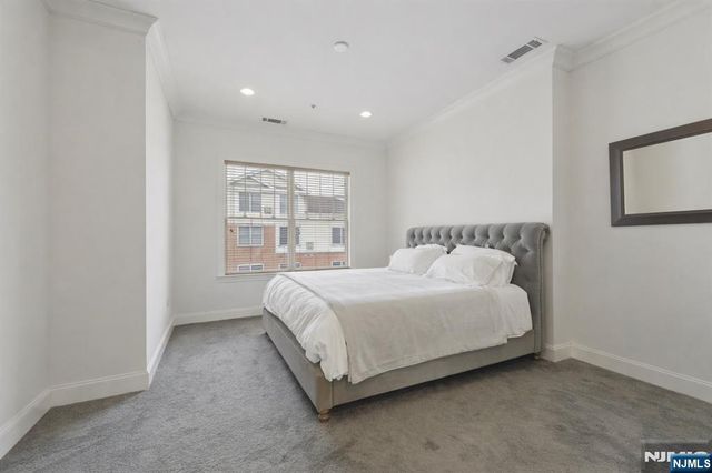 1314 The Plaza, Tenafly, NJ 07670