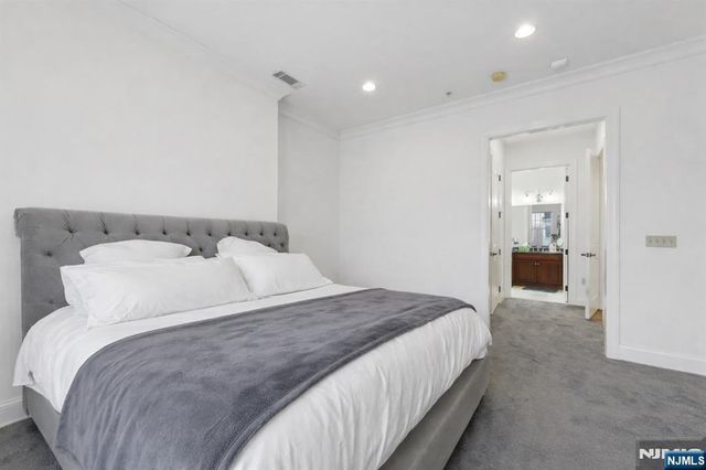 1314 The Plaza, Tenafly, NJ 07670