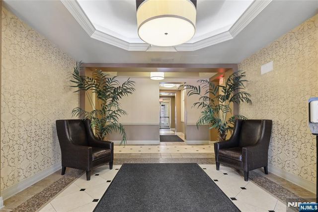 1314 The Plaza, Tenafly, NJ 07670